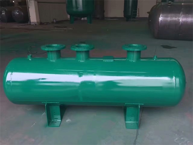 1679991473376569.jpeg 衡阳衡阳衡阳蒸汽分气缸1.jpeg